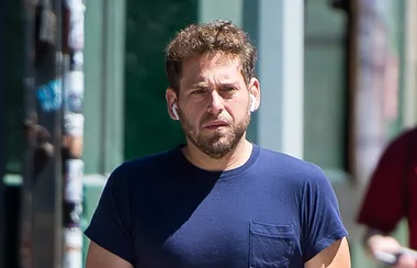 Jonah Hill Walks Through NYC in Muscle-Baring T-Shirt