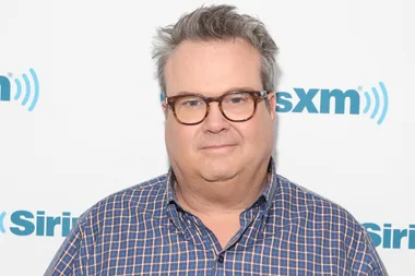Eric Stonestreet is dating pediatric nurse Lindsay Schweitzer