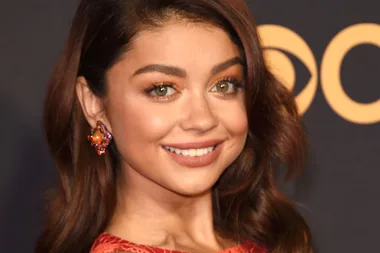 Sarah Hyland Reveals She Thinks Her Modern Family Character Is Bisexual