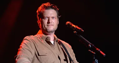 Blake Shelton shares a message of support to school in mourning after 3 students die in car crash