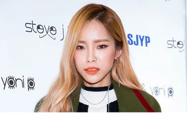 K-Pop singer Heize rushed to hospital after collapsing at an event