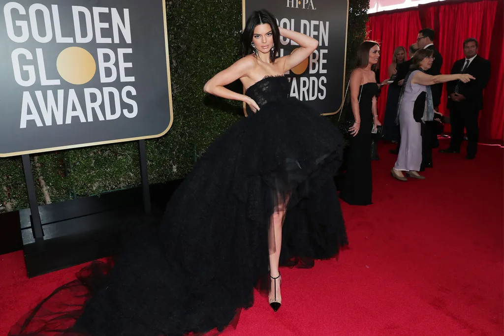 kendall jenner golden globes