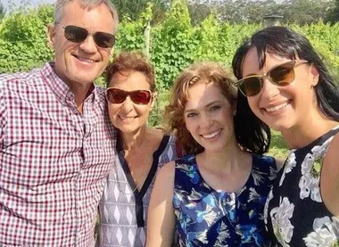 Lars, Vivian, Annabelle and Jessica Falkholt.