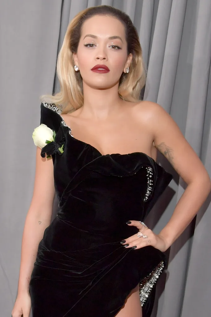 rita ora white rose grammys