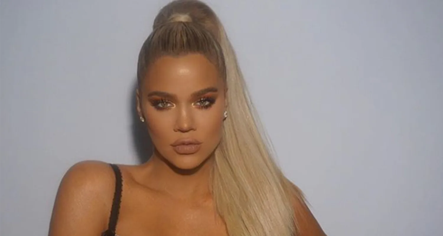 Pregnant Khloé Kardashian glows in lingerie photo