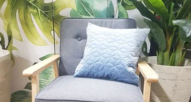 The internet is losing it over this stylish Reject Shop armchair