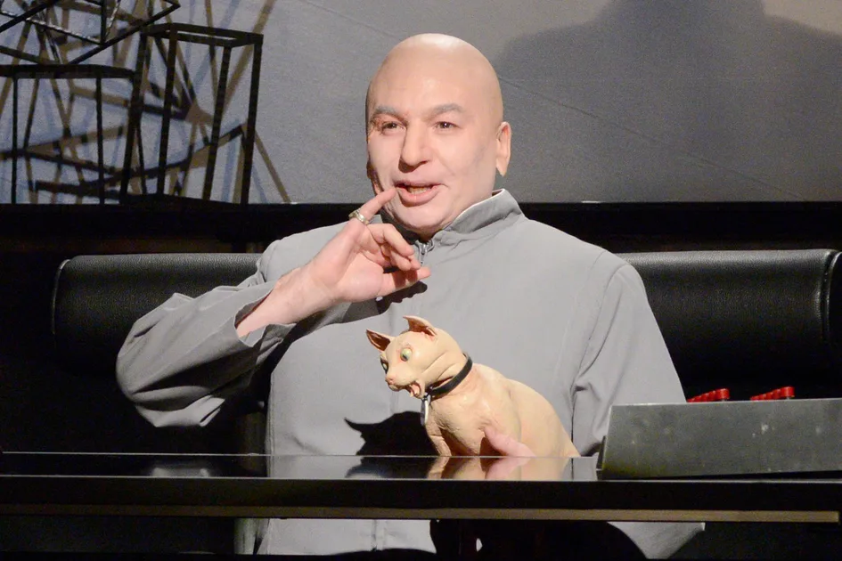 Mike Myers Brings Back Austin Powers Villain Dr. Evil to skewer(01)