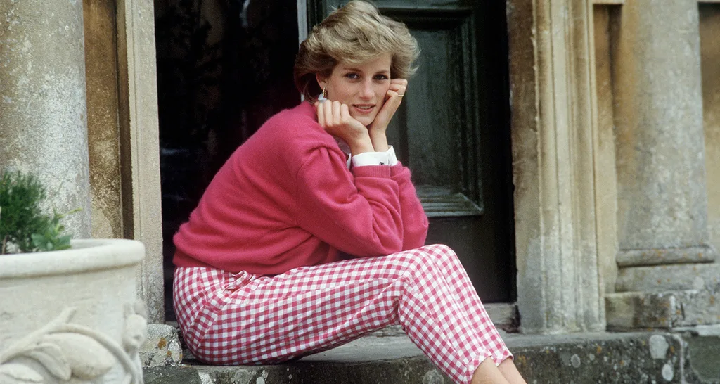 Who will play Diana?