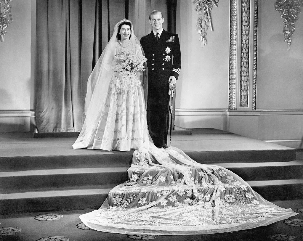 Princess Elizabeth marries Philip Mountbatten