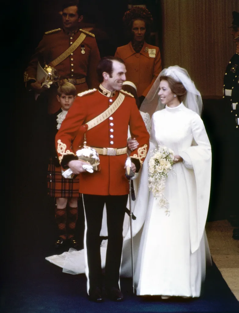 Princess Anne marries Mark Phillips