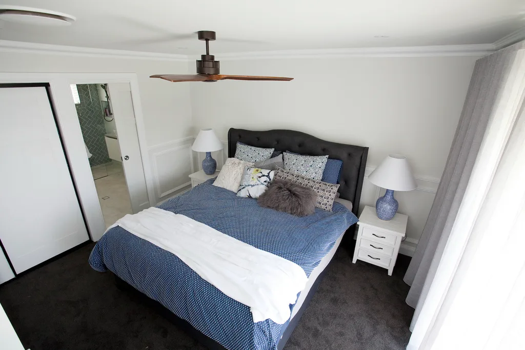 Kim and Michelle bedroom