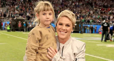 Pink’s daughter Willow Hart just dyed her hair bright purple