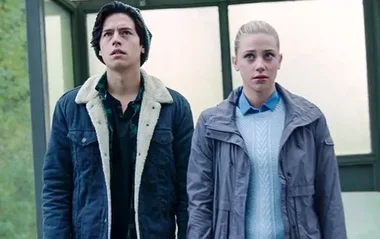 Jughead Jones’ mother and sister Jellybean have officially been cast in Riverdale Season 3