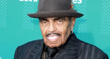 Joe Jackson father to Michael and Janet Dies of Pancreatic Cancer