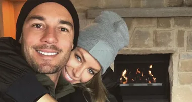 Jennifer Hawkins and husband Jake Wall announce they are expecting their first child