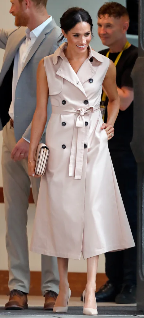 meghan markle trench dress
