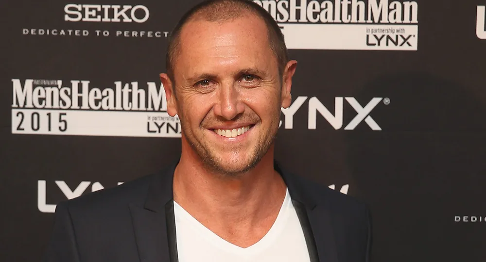 Larry Emdur shows off his toned body in new Instagram post