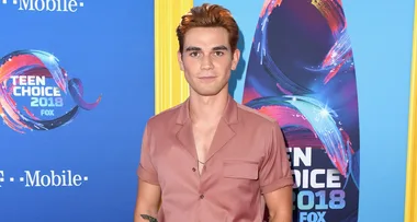 Riverdale Star KJ Apa on His ‘Unique’ Teen Choice Romper