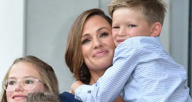 Jennifer Garner attends walk of fame ceremony with her kids