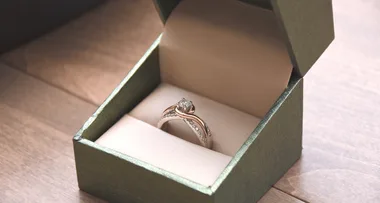 Man forces his girlfriend to lose weight before he proposes