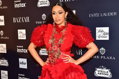 Cardi B proves she can’t drive during ‘Carpool Karaoke’