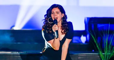 Lana Del Rey releases new track “Mariners Apartment Complex”