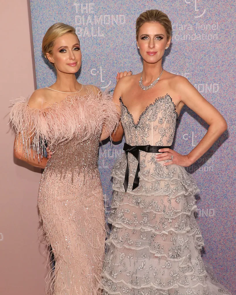 Paris and Nicky Hilton