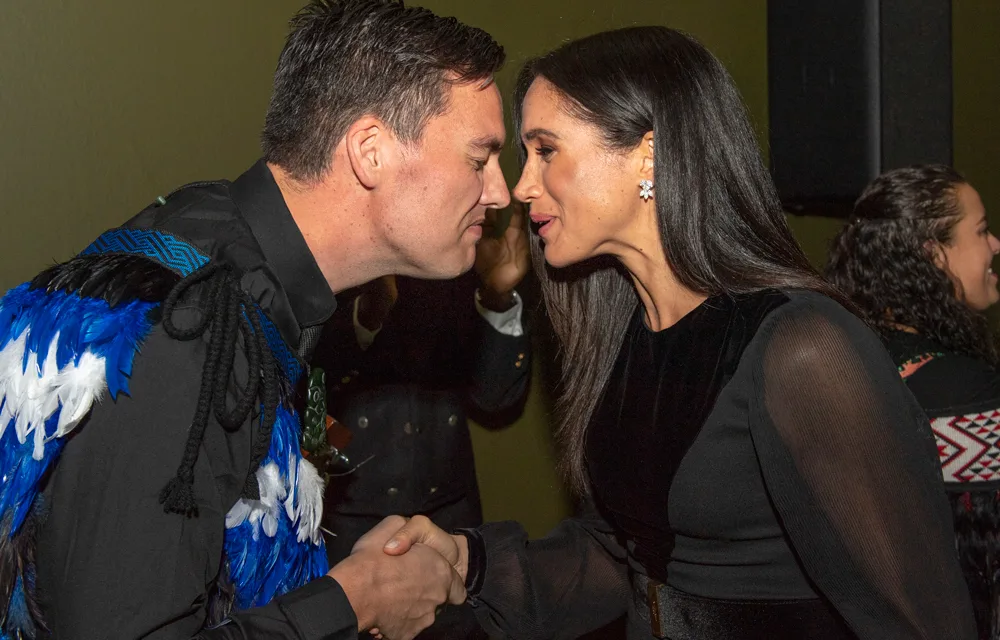 meghan maori kiss