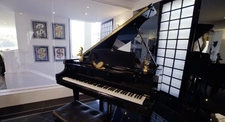 MTV Cribs