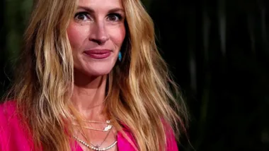 Julia Roberts Honors Best Friend