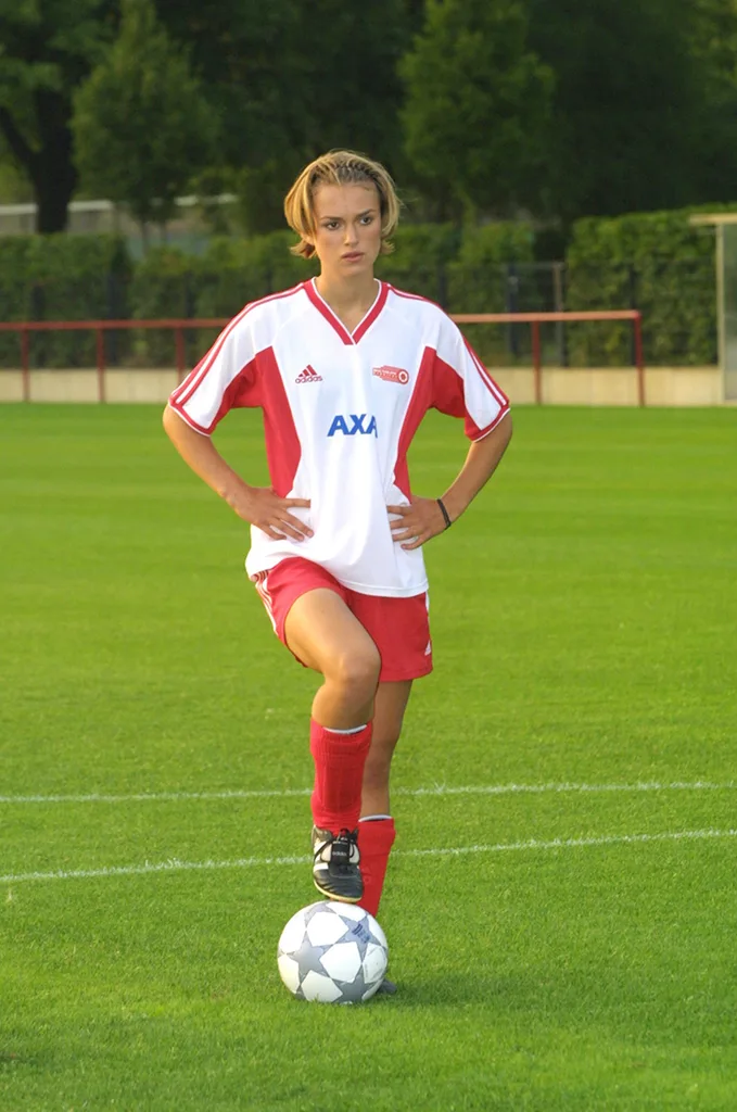 Keira in Bend it Like Beckham