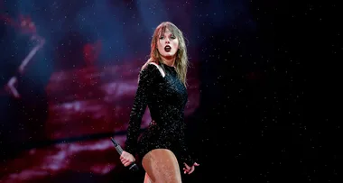 REVIEW: Taylor Swift delivers triumphant show in Sydney despite wild downpour