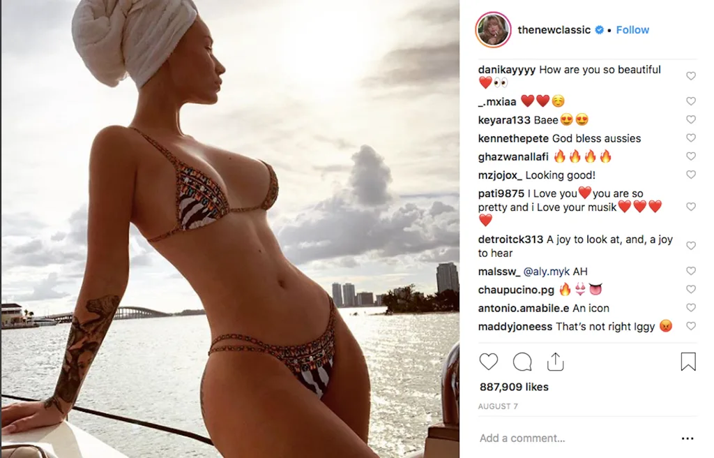 Iggy showing off her classic physique