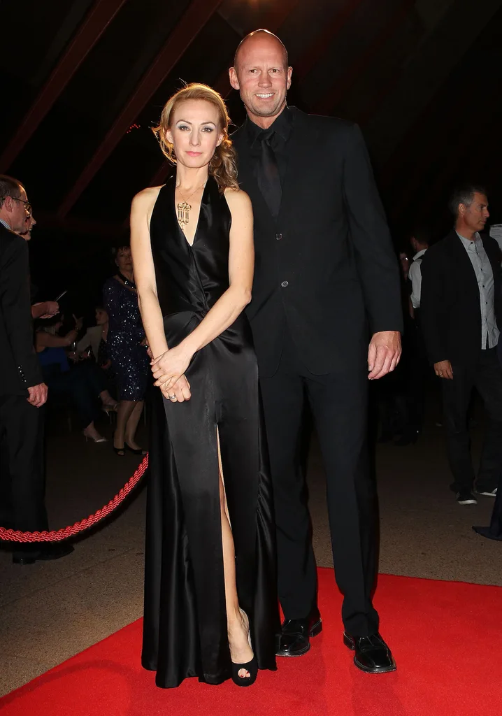 Lisa McCune with Teddy Tahu Rhodes at the 2012 Helpmann Awards