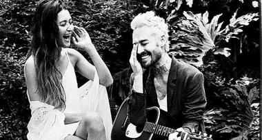 Is Daniel Johns engaged to Michelle Leslie?