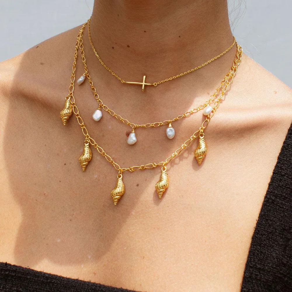 shell necklace