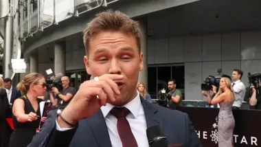 Who interviews Lincoln Lewis at the AACTAs