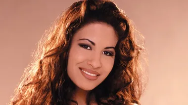 Netflix announces series about music icon Selena Quintanilla