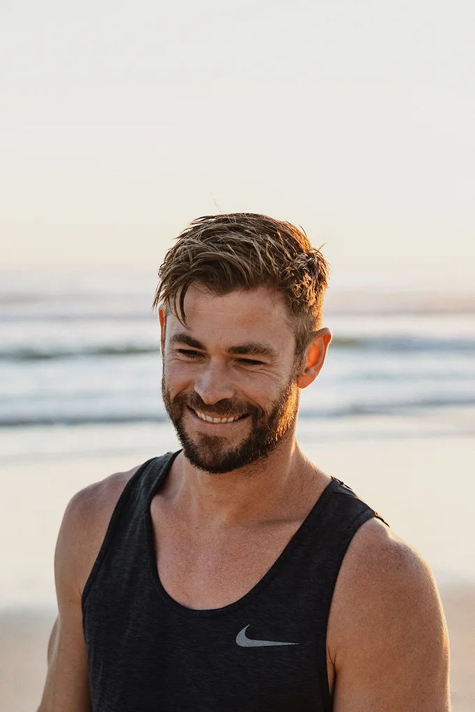 chris hemsworth byron bay