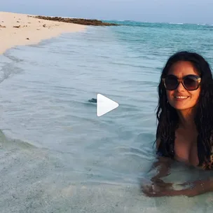 Salma Hayek 52, posts sexy video on Instagram
