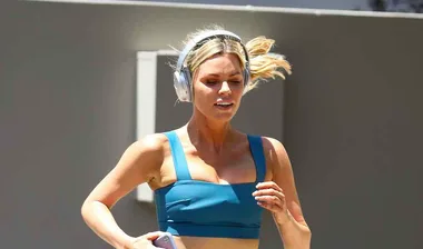 PICS: Sophie Monk dresses like a star during a jog in Bondi
