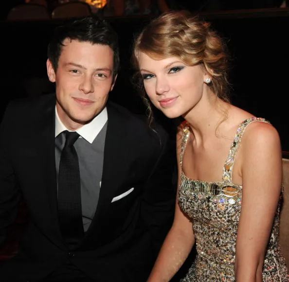 Taylor swift with Cory Monteith