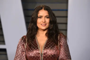 Salma Hayek posts selfie with grey hair