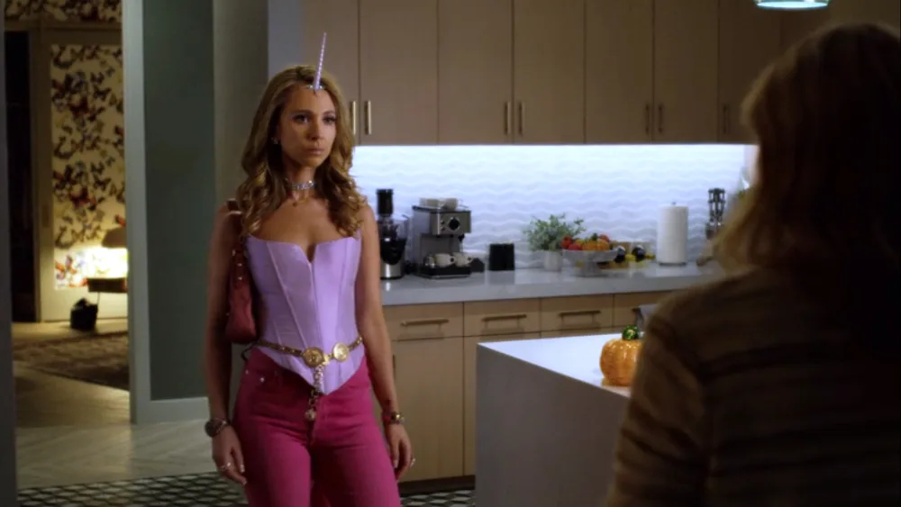 Dirty John Veronica unicorn