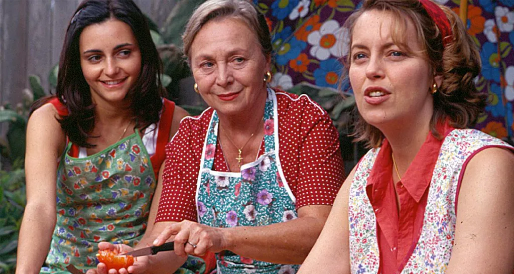 Miranda starred alongside Italian actress Elena Cotta (middle) and Australian-Italian actress Greta Scacchi in Looking for Alibrandi.