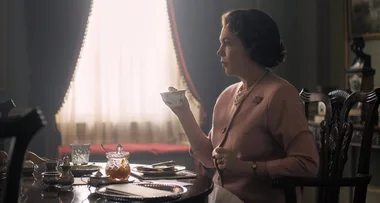 FIRST LOOK: Olivia Colman and new actors playing the Royal Family in ‘The Crown’