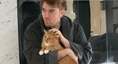 YouTube star denies sex with cat