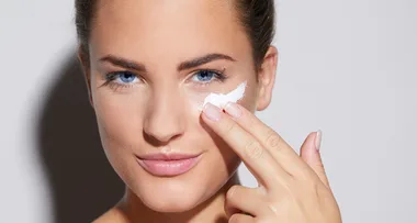 Got red, sensitive skin? Here’s how to fix it