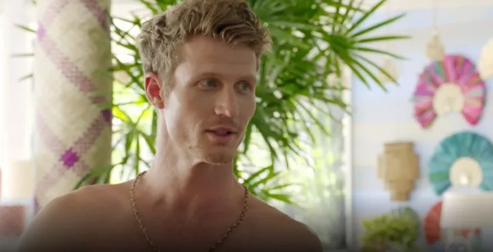 Richie's a chick magnet.