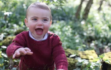 Kate and Wills have shared 3 news photo of Prince Louis for his 1st birthday